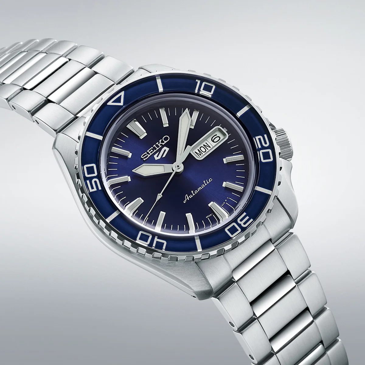 Seiko 5 Sports SKX – SNZH5 Bluetone Redux - SRPK97K1 - Image 3