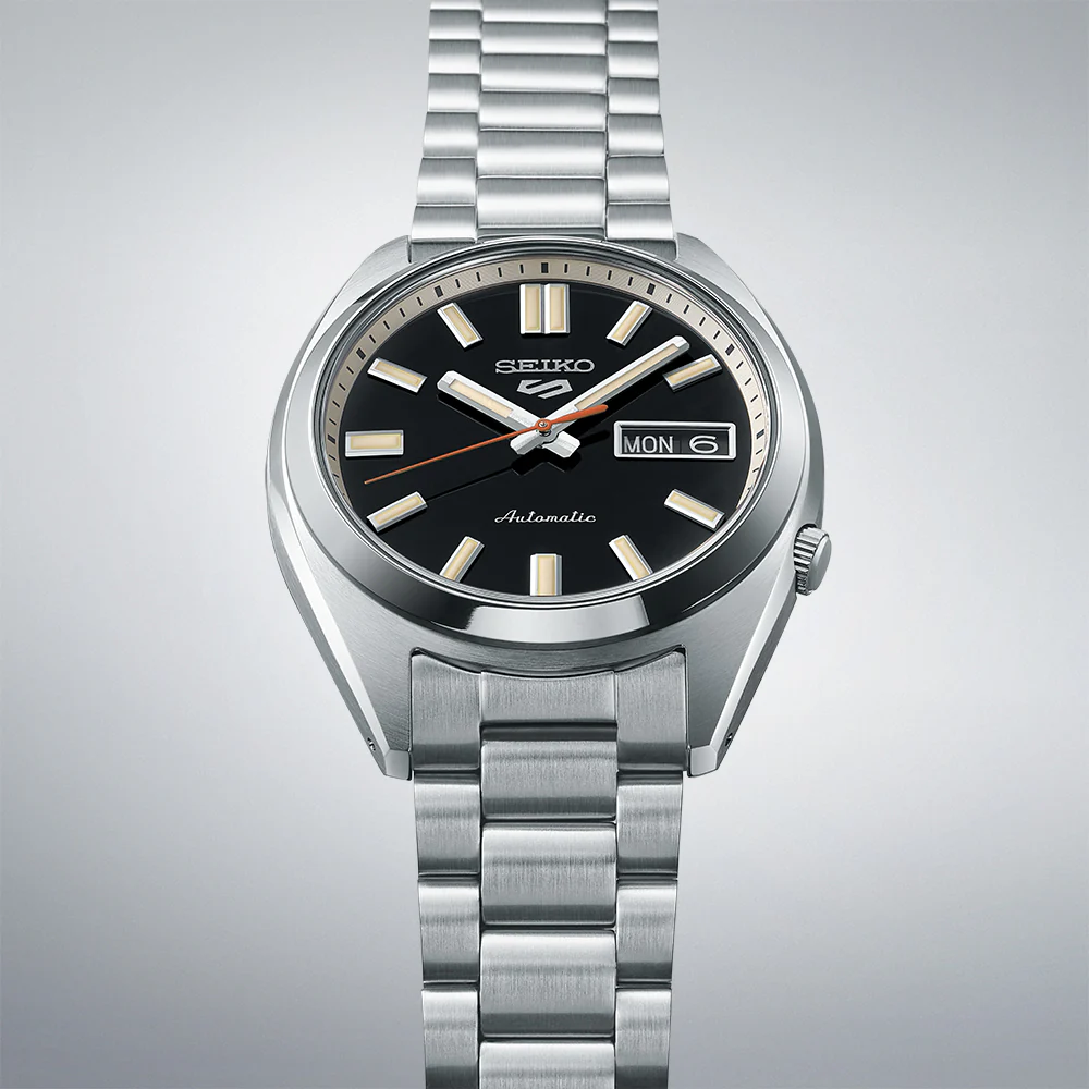 Seiko 5 Sports SNXS ‘Deep black wash’ Classic Sports - SRPK89K1 - Image 2